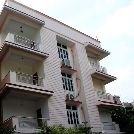 Oyo 4988 Near Bailey Road Hotel Danapur Kültér fotó