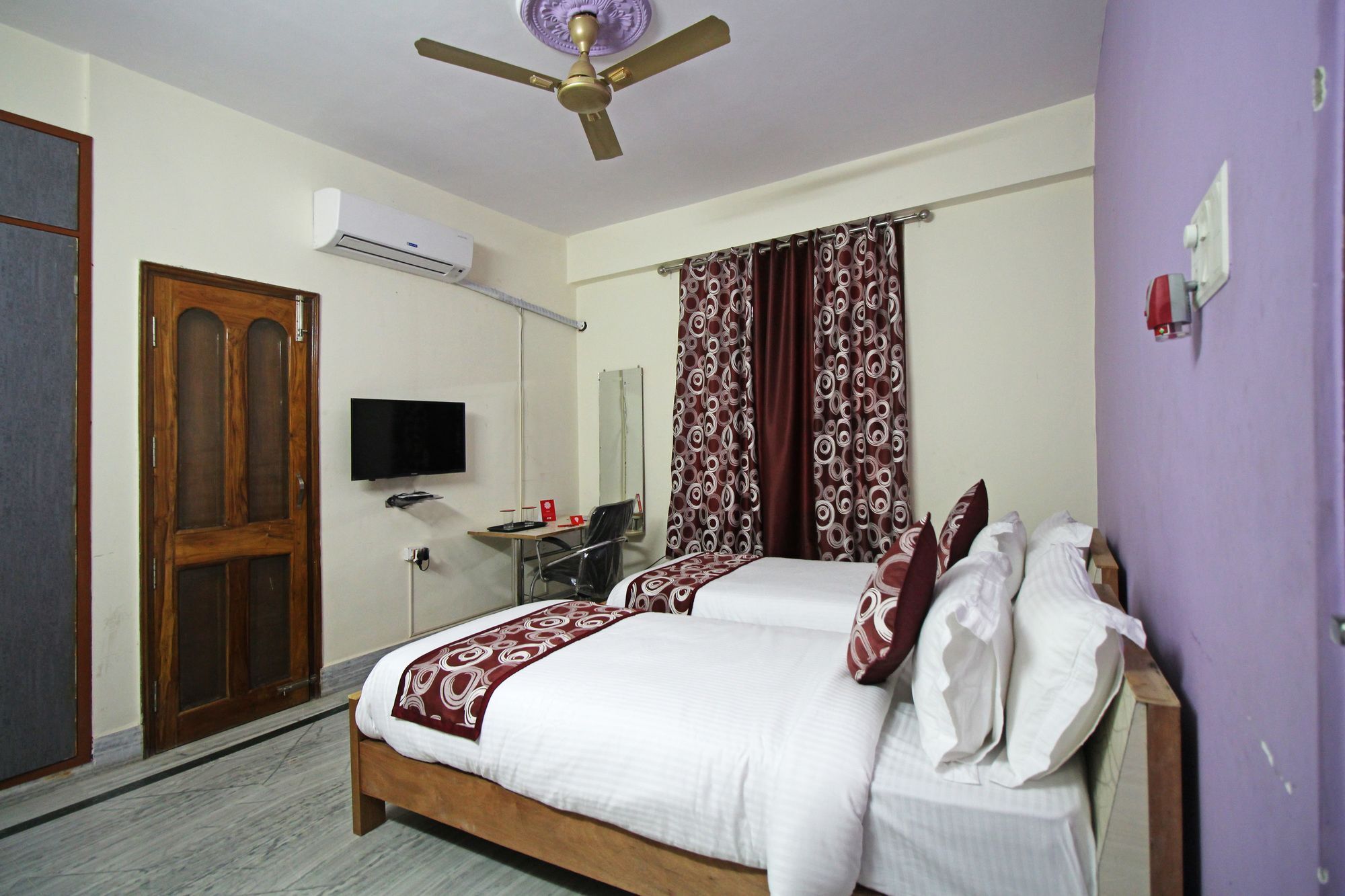 Oyo 4988 Near Bailey Road Hotel Danapur Kültér fotó